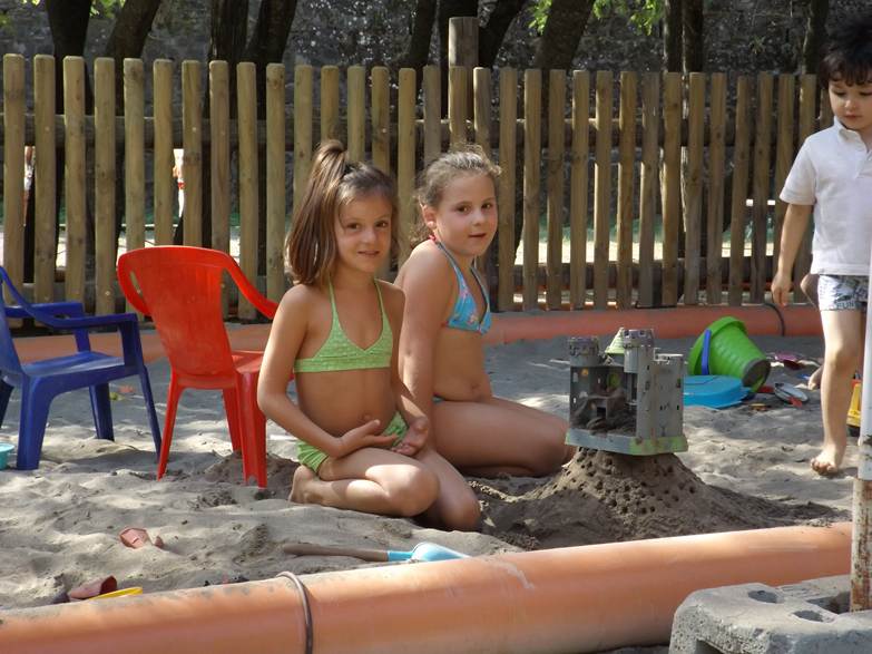  Image name: Image54.jpg 
 width: 783 pixel 
 height: 587 pixel 
 Size: 101892 bytes 
 Click to enlarge 